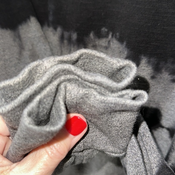 Sundry Tye Dye Dip Black Sweatshirt NWOT - Picture 7 of 10